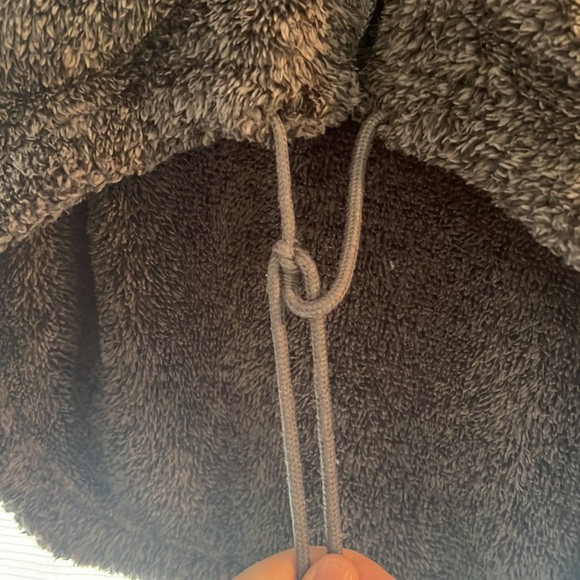 Gymshark cropped zip up - Picture 2 of 3